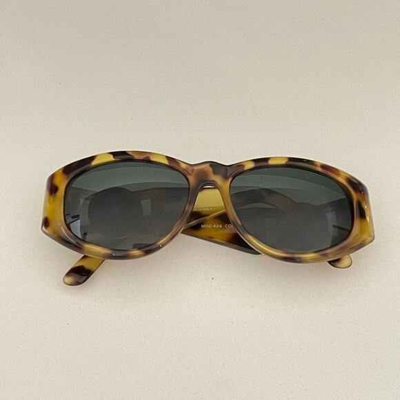 GIANNI VERSACE Vintage 1996 Light Brown Tortoise Frame Sunglasses Gold Medusa MO main image 6